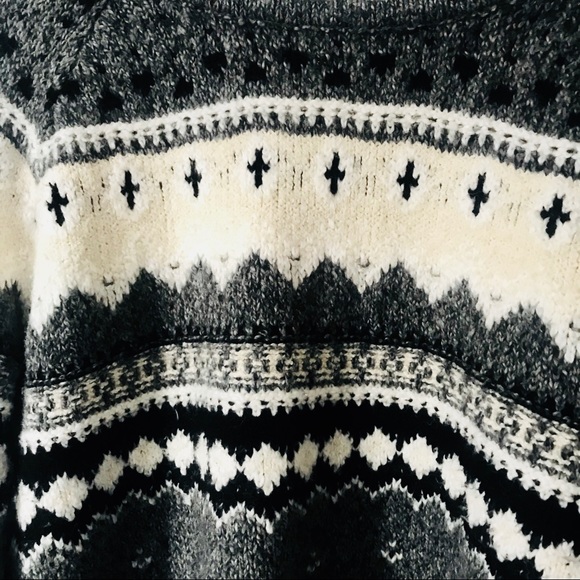 Winter Knit Sweater - Picture 1 of 2